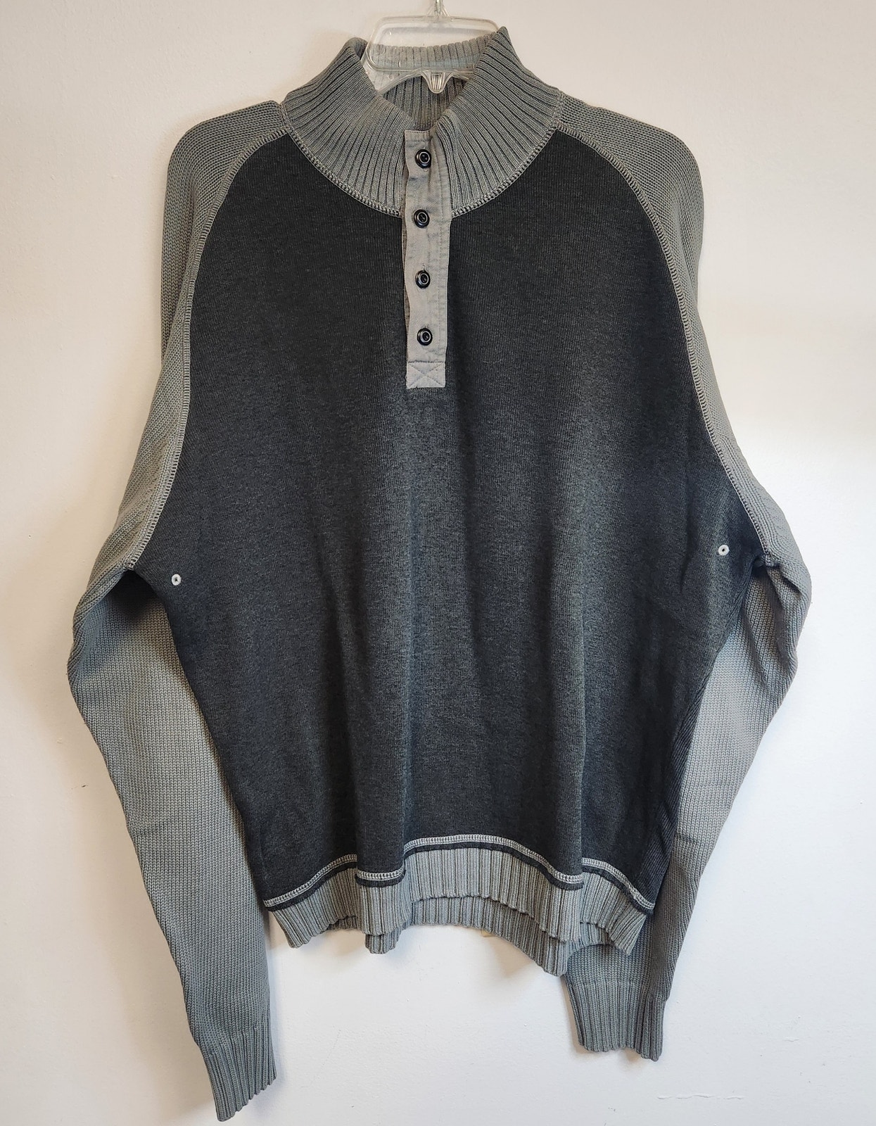 Tommy Bahama Mens Gray Colorblock Button Henley Long Sleeve Sweater-Size Xl